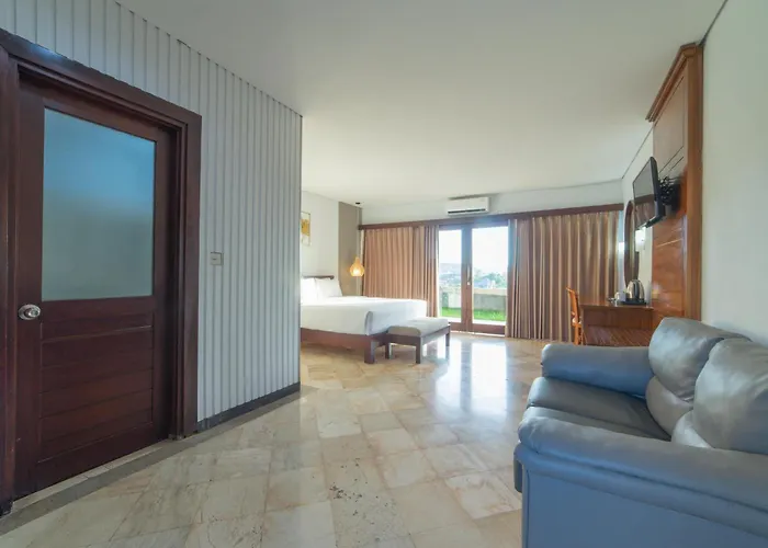 Nirmala Heritage Hotel 3*